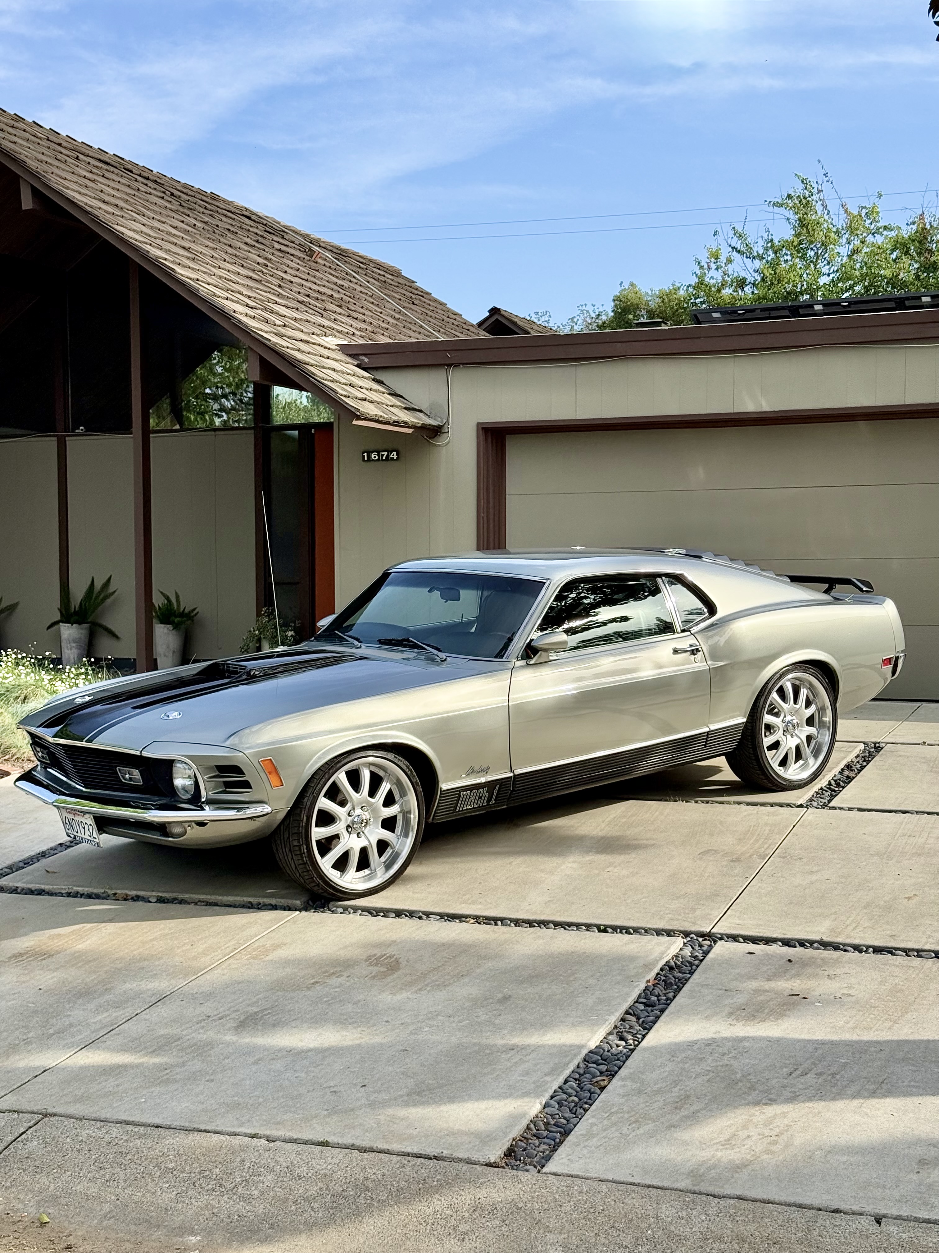 Mach 1
