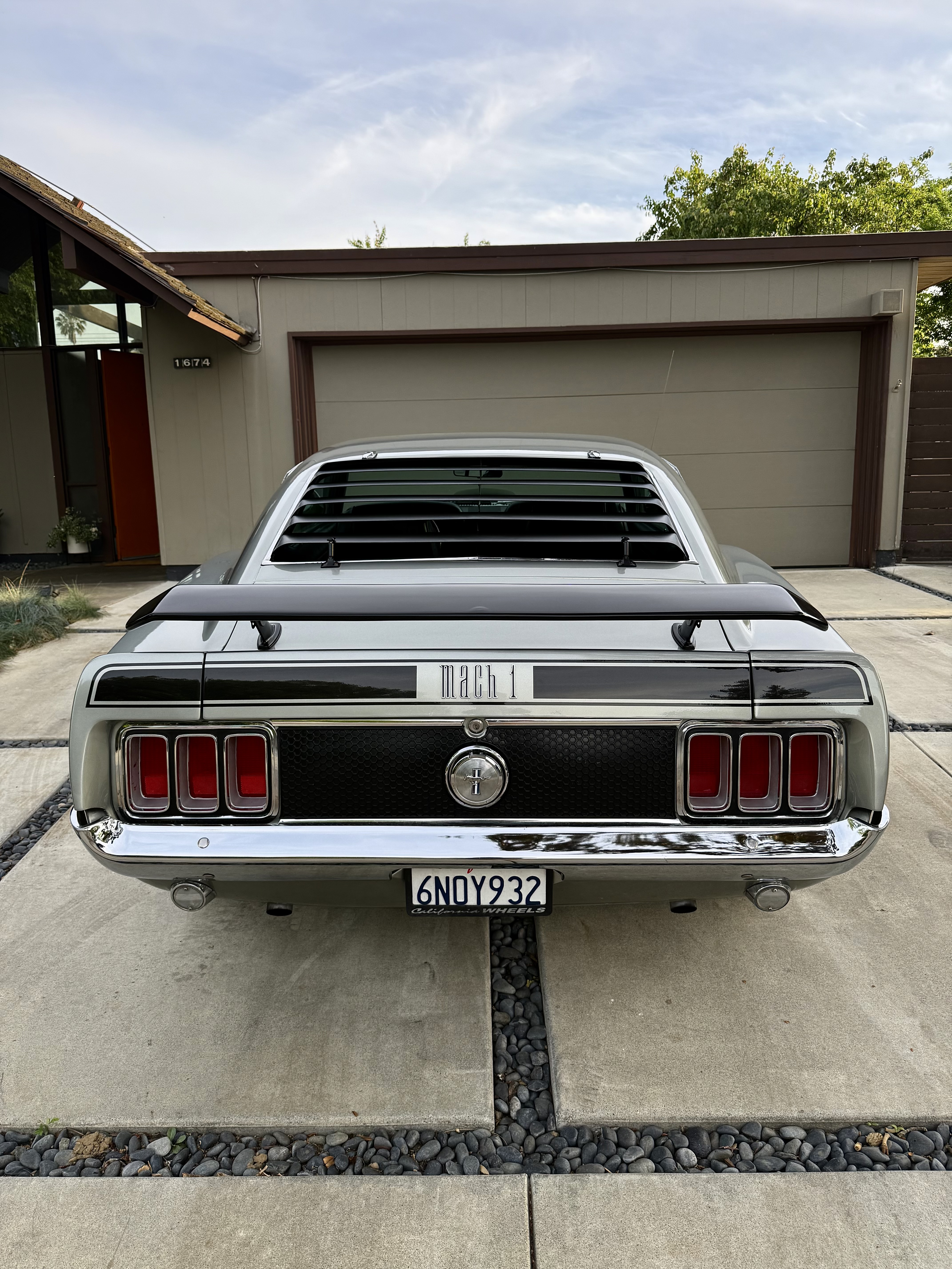 Mach 1