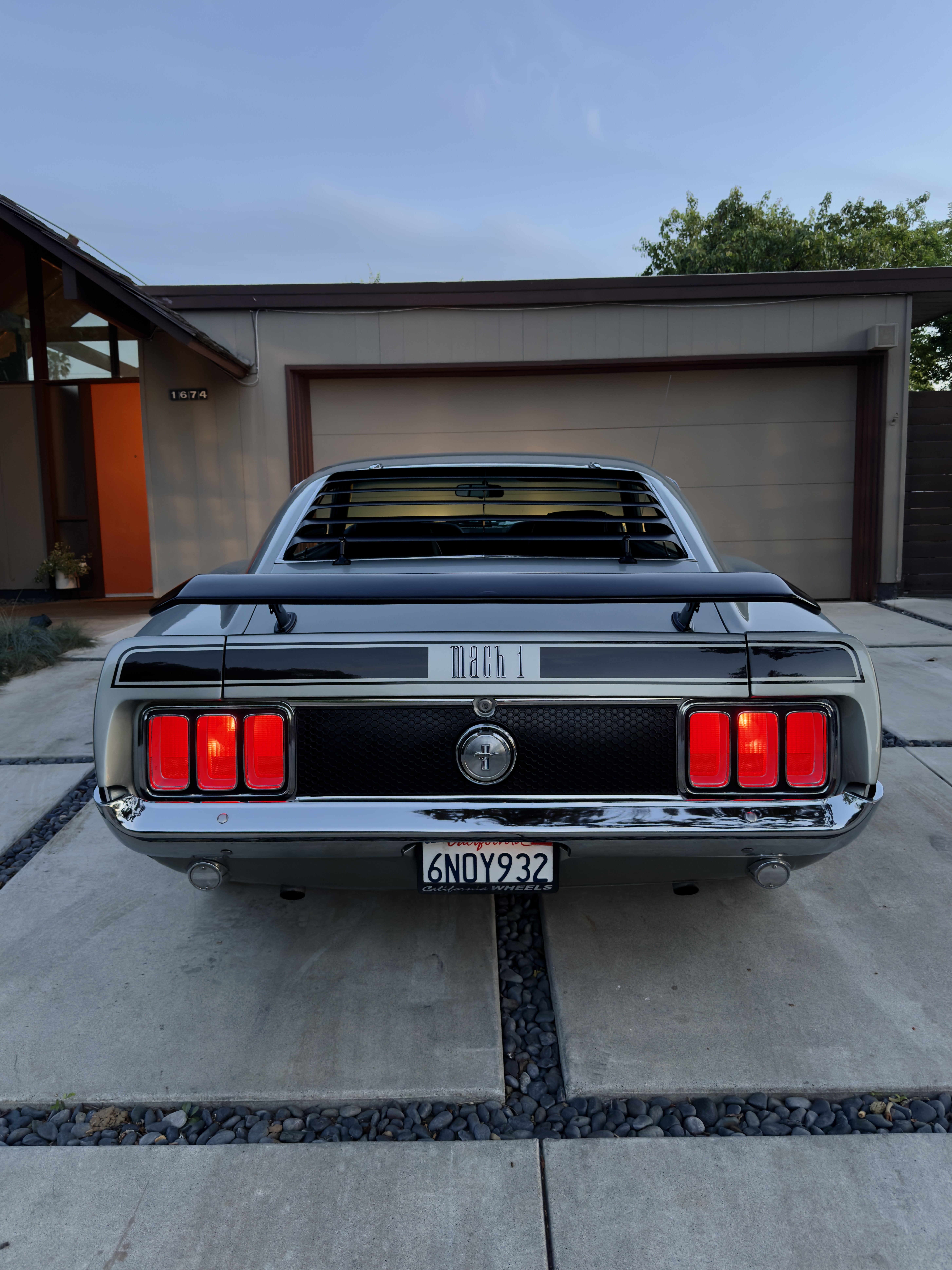 Mach 1